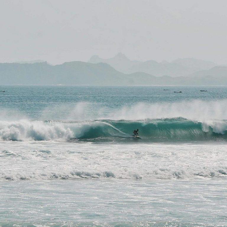 Ola Ola Lombok Hotel เซอลงเบอลานัก ภายนอก รูปภาพ