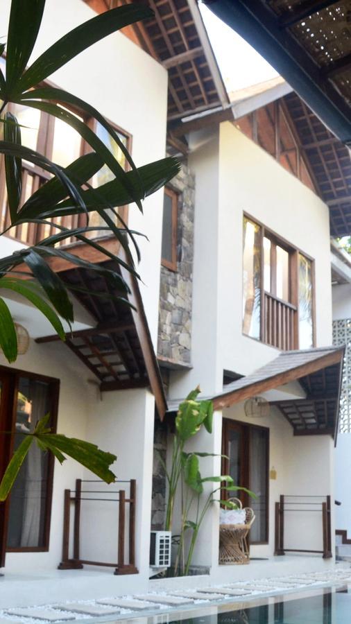 Ola Ola Lombok Hotel เซอลงเบอลานัก ภายนอก รูปภาพ