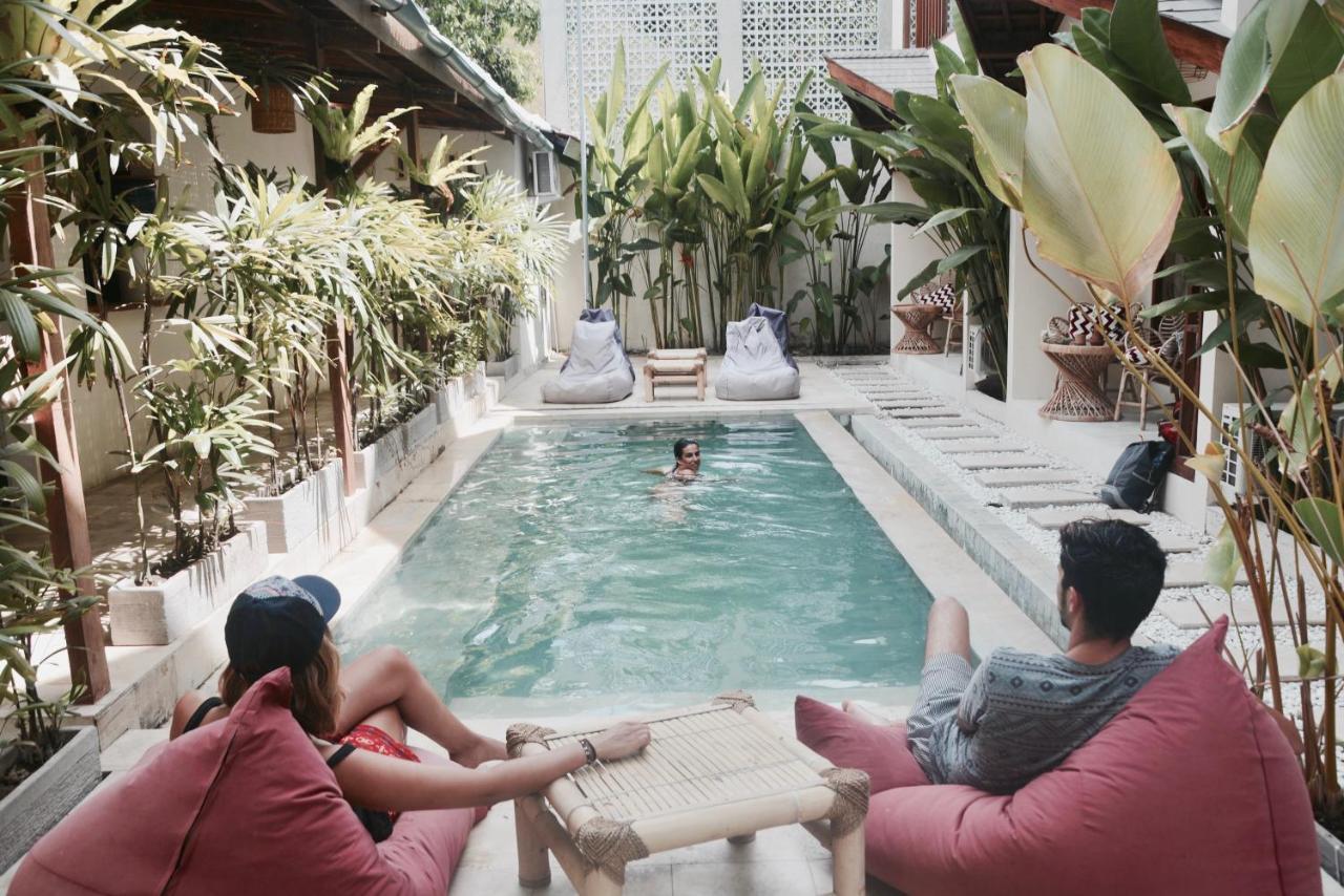 Ola Ola Lombok Hotel เซอลงเบอลานัก ภายนอก รูปภาพ