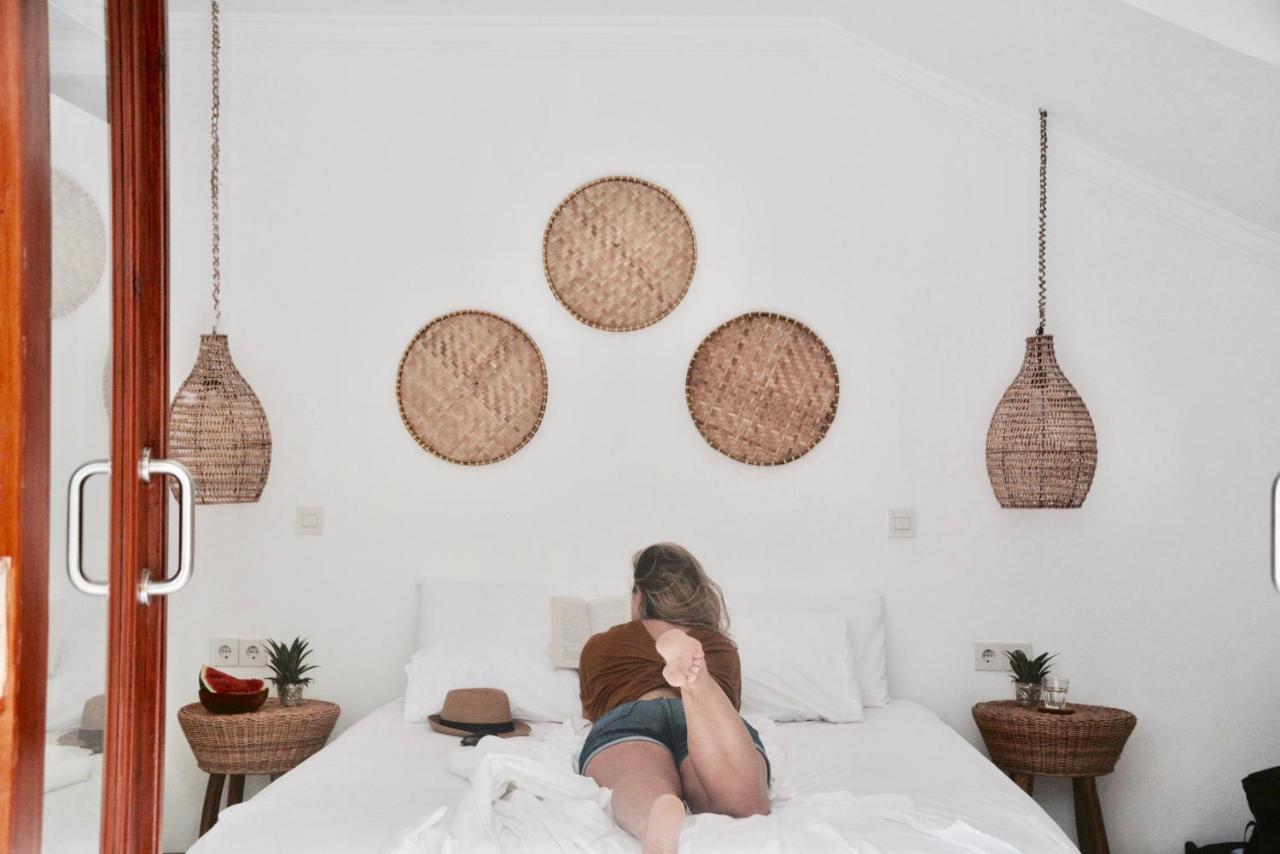 Ola Ola Lombok Hotel เซอลงเบอลานัก ภายนอก รูปภาพ