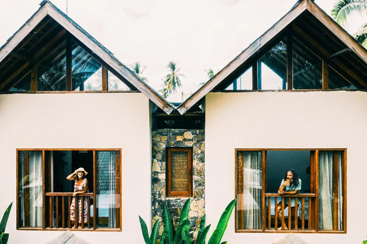 Ola Ola Lombok Hotel เซอลงเบอลานัก ภายนอก รูปภาพ